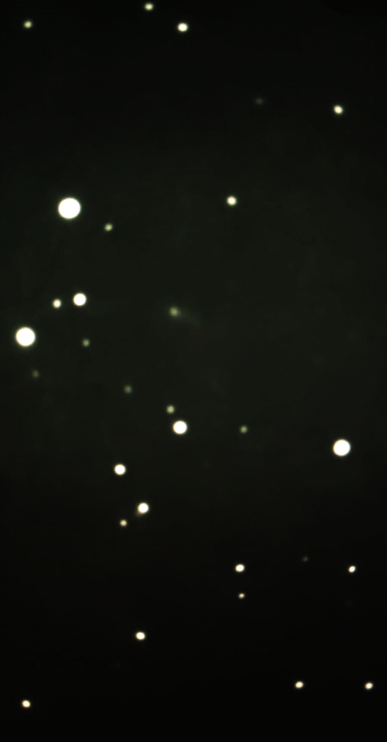 Debole traccia della cometa C 2025 K1 Atlas