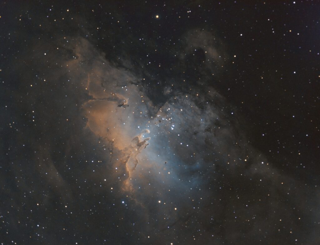 Nebulosa Aquila (M16) in Hubble Palette