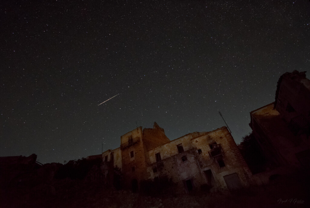 Perseide sui ruderi della vecchia Poggioreale