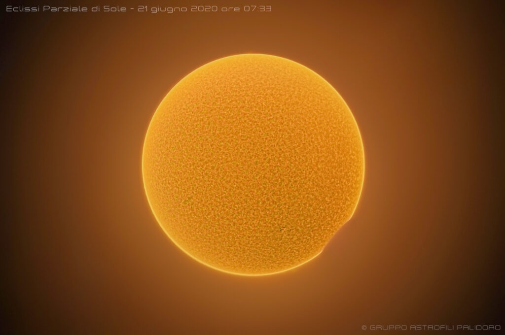 Eclissi parziale di Sole in Alpha