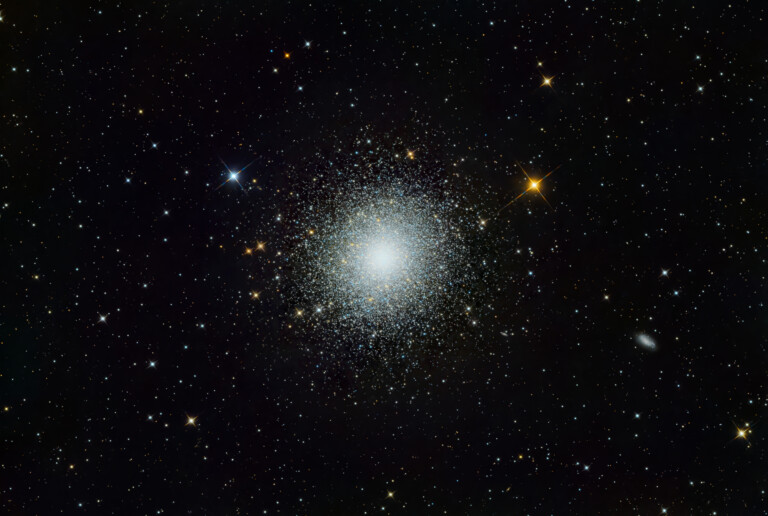 M13