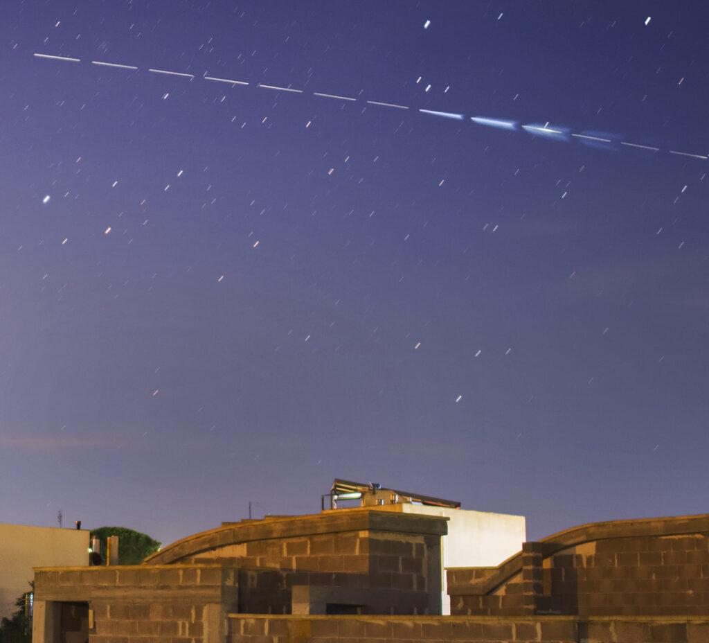 Separazione dei satelliti StarLink dal razzo Falcon 9