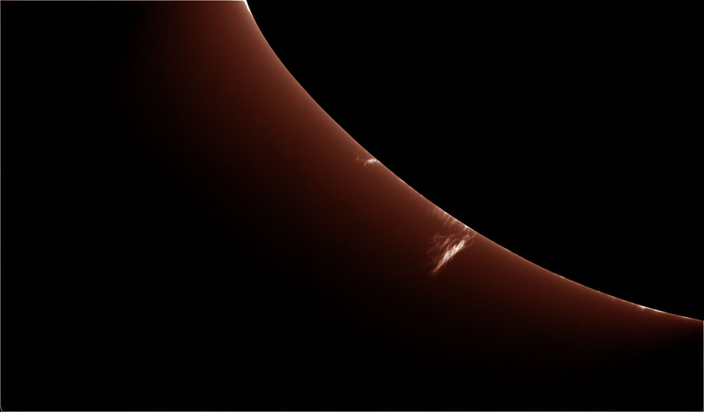 Piccola protuberanza Solare