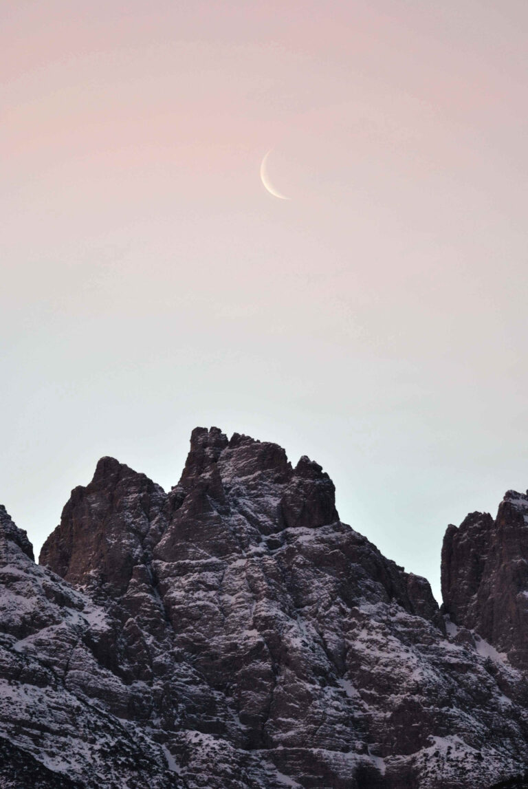 Falce di Luna Calante e Monte Cridola