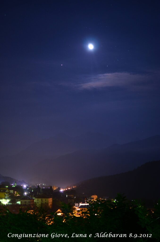 Congiunzione tra Luna, Giove e Aldebaran
