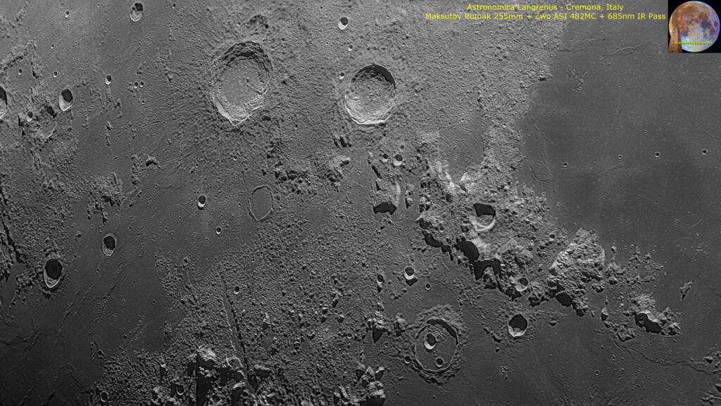 Regione lunare centrata sui monti Caucasus