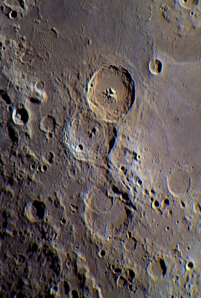 Luna – Theophilus Cyrillus Catharina a colori