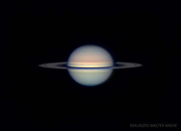 Saturno
