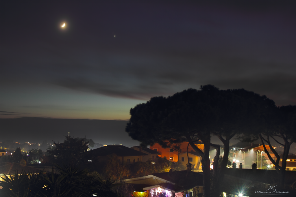 Congiunzione Luna, Giove e Saturno