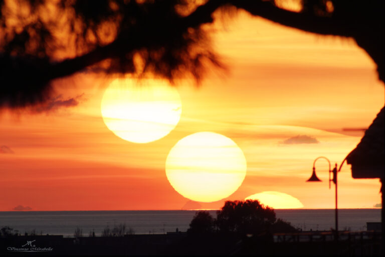 Tramonto sul mare