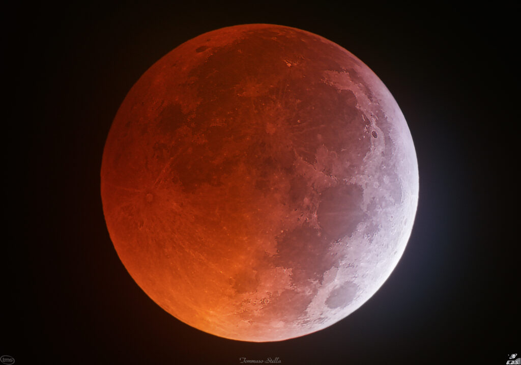 Eclissi di Luna totale del 21 Gennaio 2019