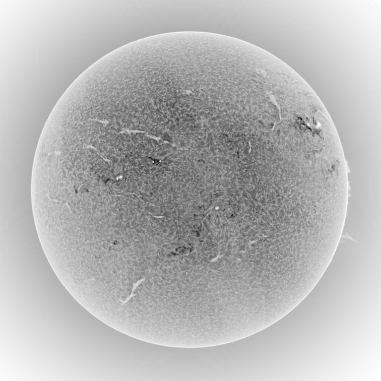 sole in bianco e nero