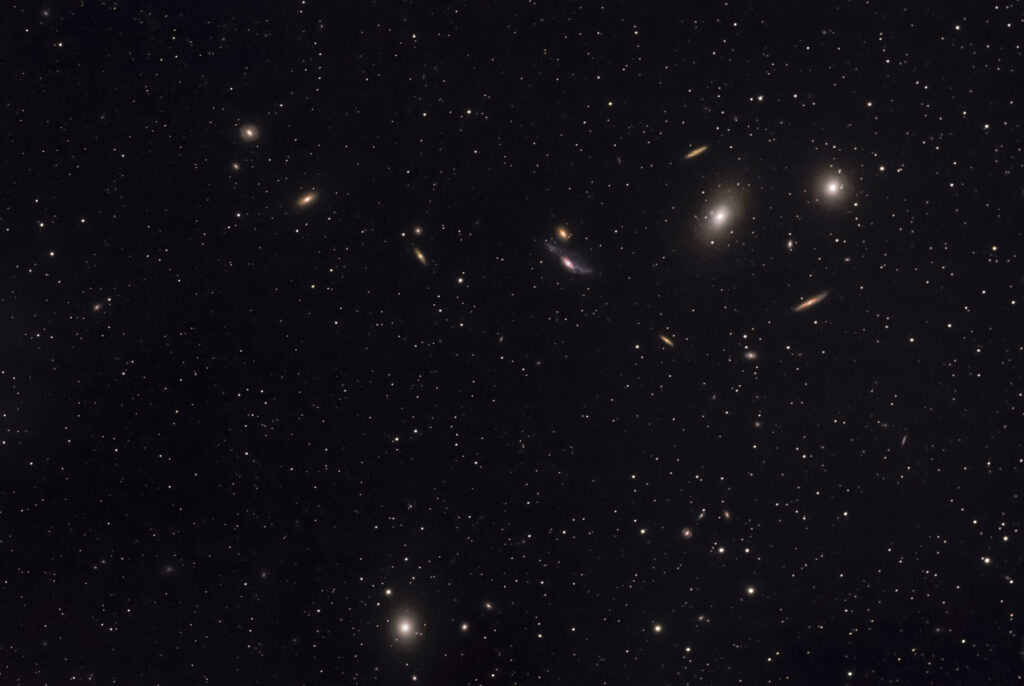 Catena di Markarian + M87