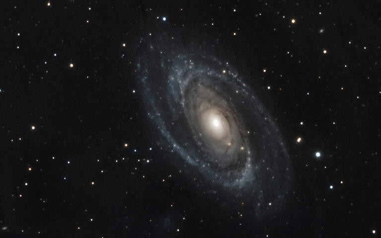 M81 NGC3031 Bode’s Galaxy
