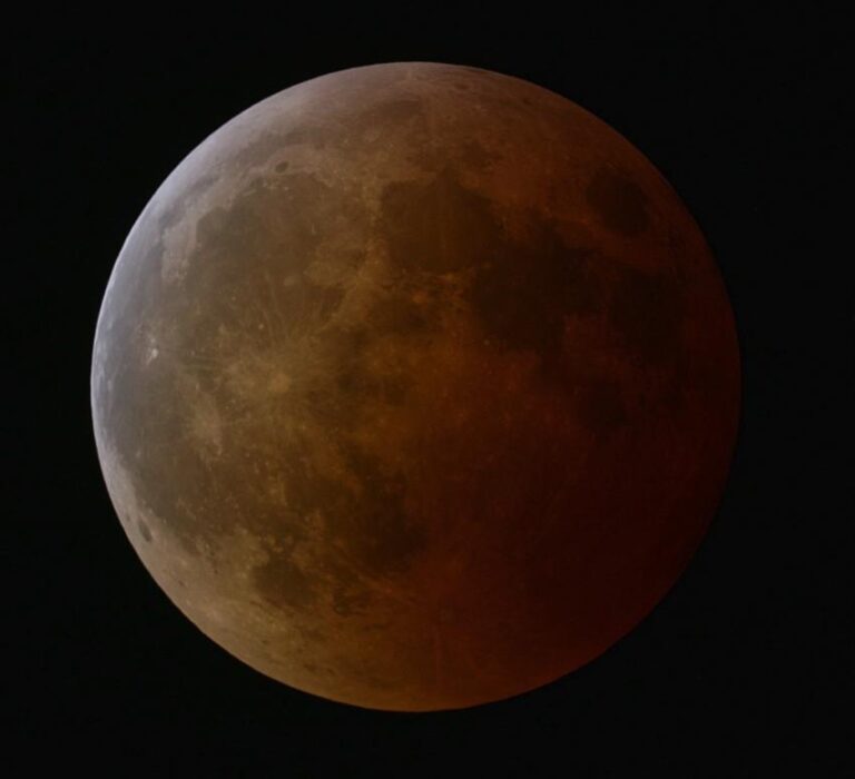 Eclisse Totale di Luna del 3-4 Marzo 2007