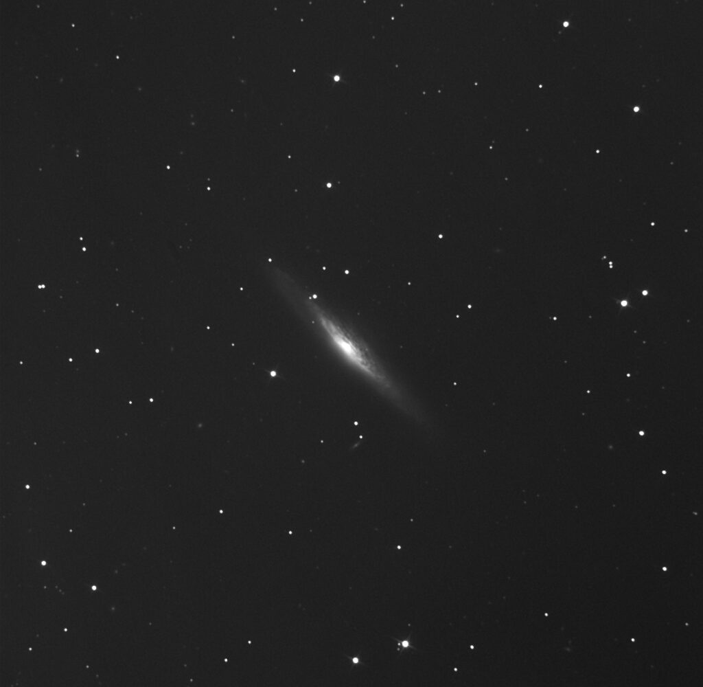 NGC 2683 in Linx