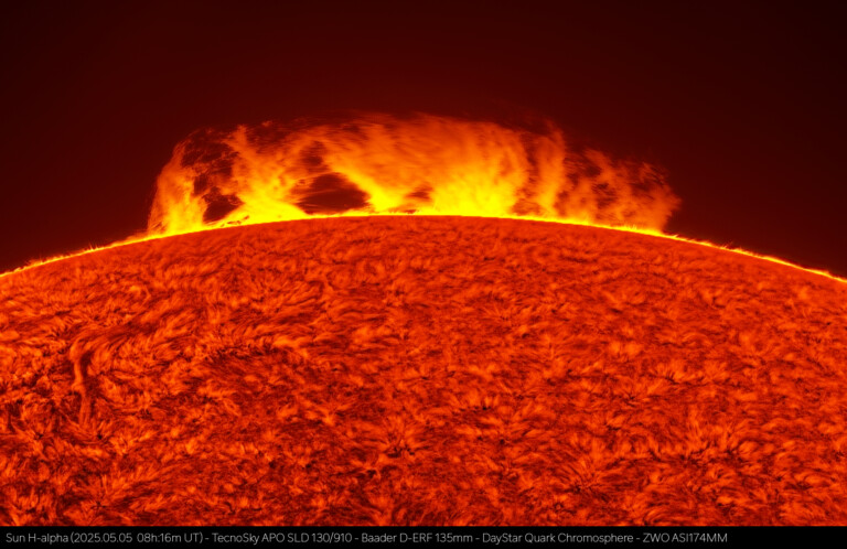 Grande protuberanza solare