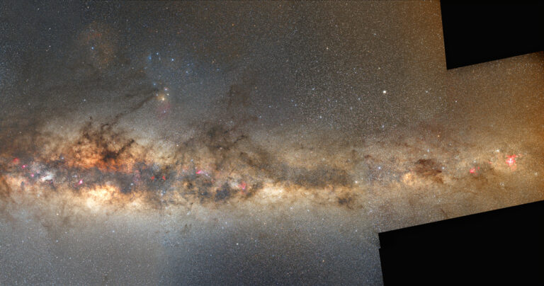 Mosaico completo della Via Lattea Namibiana