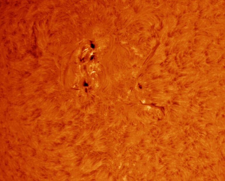 Macchia solare 3016