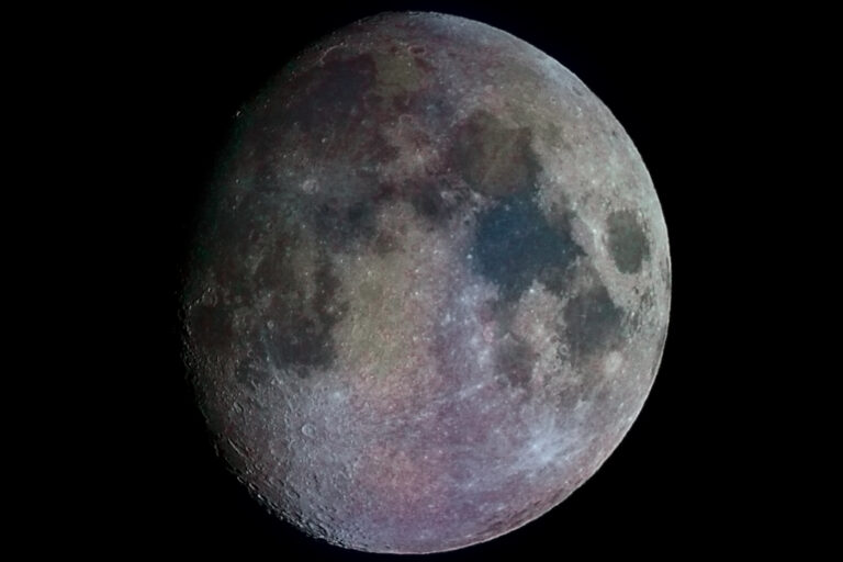I colori della Luna (esagerati ma reali)