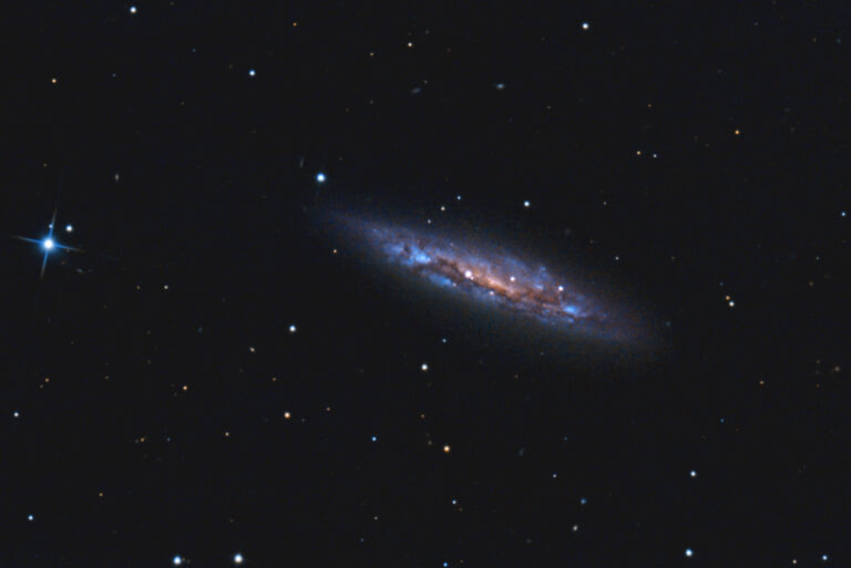 Galassia a spirale M108 nella costellazione dell’Orsa maggiore .