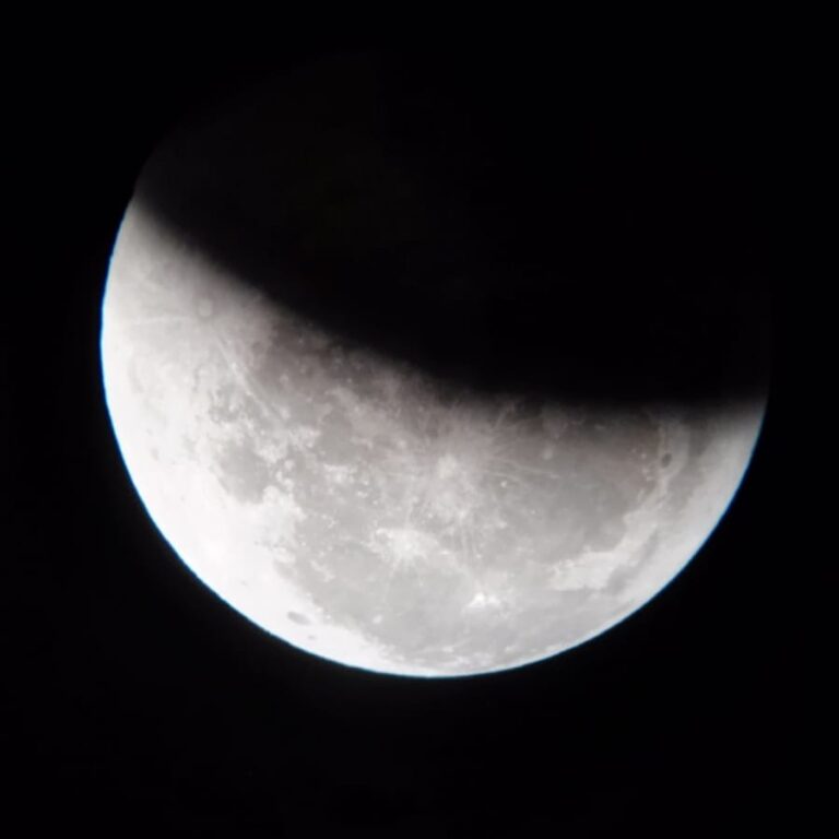 Eclisse con Cellulare + Telescopio!!!